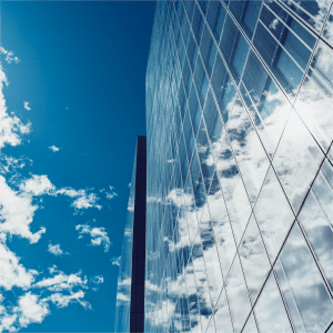 About Us من نحنُ